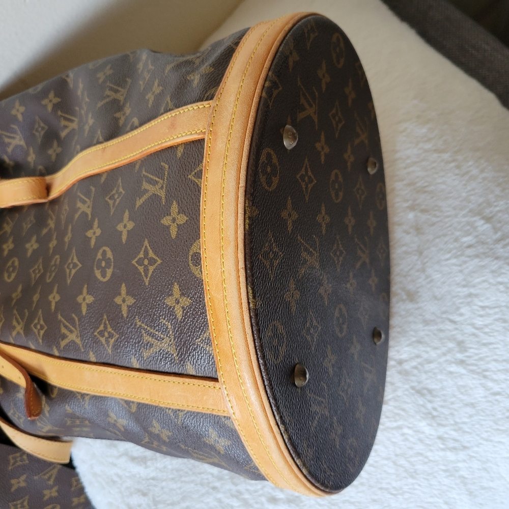 Louis Vuitton Monogram Bucket GM Shoulder Tote Bag - Picture 15 of 15